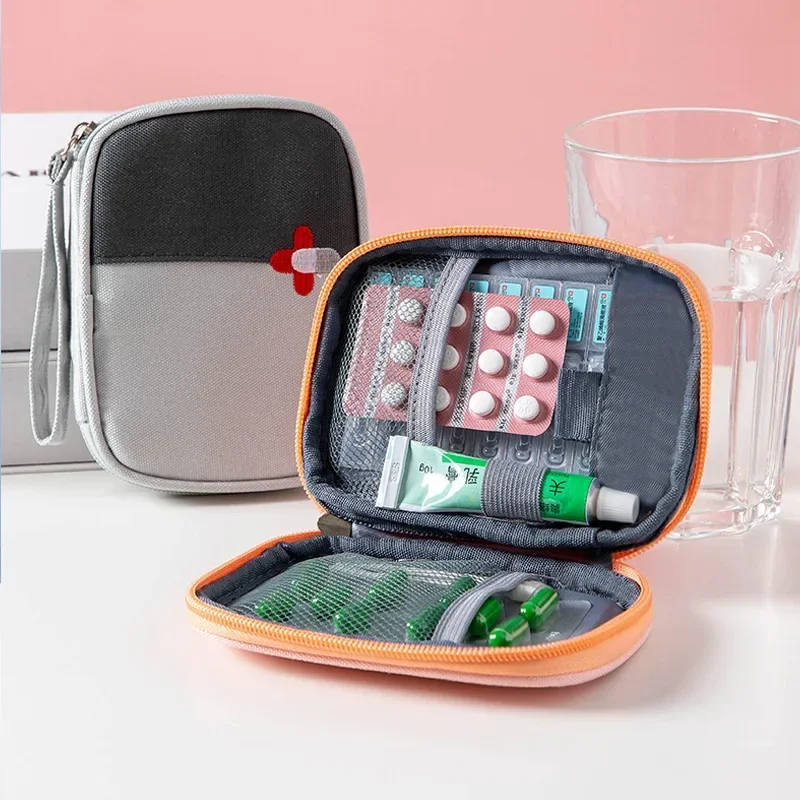 

Mini Portable Medicine Storage Bag Empty Travel First Aid Kit Medicine Bags Organizer Outdoor Emergency Survival Bag Pill Case