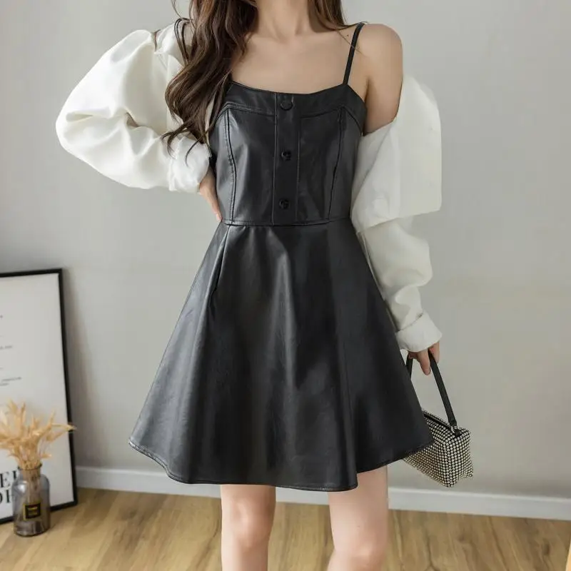 Sexy Sleeveless Leather Dress Women 2022 New Spring Autumn High Waist A Line Black PU Mini Dresses Female
Sexy Sleeveless Leather Dress Women 2022 New Spring Autumn High Waist A Line Black PU Mini Dresses Female