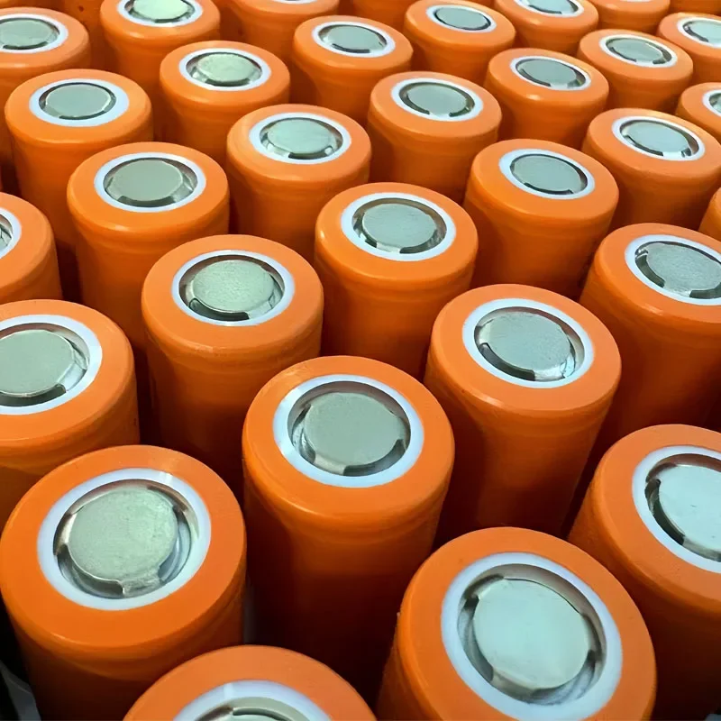 New A-class 3.7V 5000mAh high-capacity 21700 lithium-ion battery 3C high discharge electric tool power battery EU/US duty-free New A-class 3.7V 5000mAh high-capacity 21700 lithium-ion battery 3C high discharge electric tool power battery EU/US duty-free