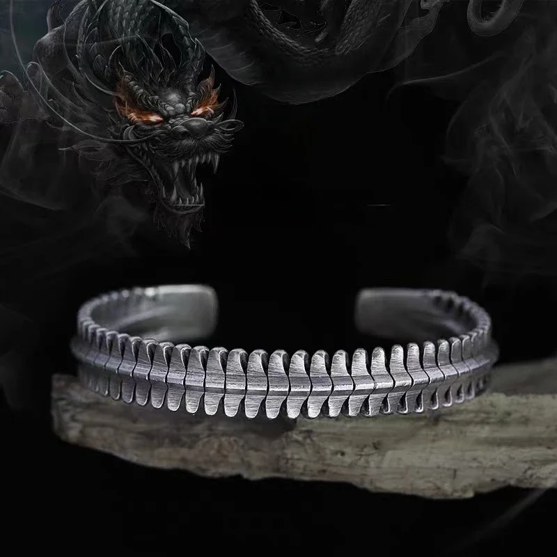 

CHUANGCHENG Handmade Dragon Bone Bracelet Vintage Fashion Opening Bracelet for Men's Jewelry