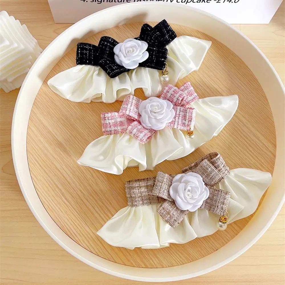 Fashion Dog saliva towel Neck Strap Pet Scarf Accessories Lace Bowknot Pearl Collar Puppy String Bib Dog Neckerchief
Fashion Dog saliva towel Neck Strap Pet Scarf Accessories Lace Bowknot Pearl Collar Puppy String Bib Dog Neckerchief