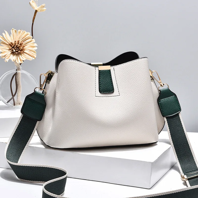 

Простая и повседневная женская сумка-мешок с зернистой текстурой личи, новая трендовая цветная контрастная сумка на плечо, летняя женская сумка через плечо