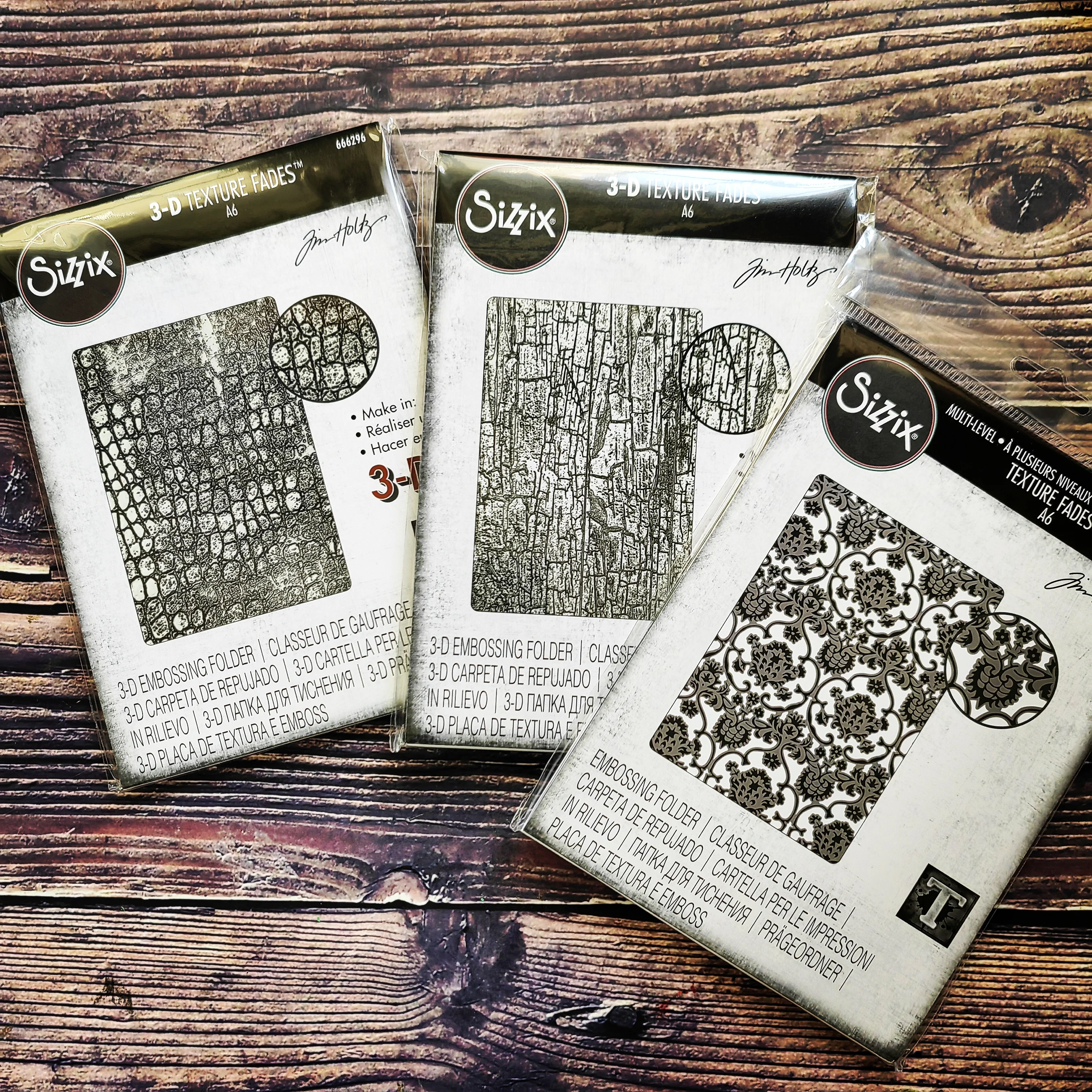 Sizzix 3-D Impresslits Embossing Folder Texture Fades Switchlits-Tim Holtz Original Assembled JunkJournal Scrapbook
Sizzix 3-D Impresslits Embossing Folder Texture Fades Switchlits-Tim Holtz Original Assembled JunkJournal Scrapbook