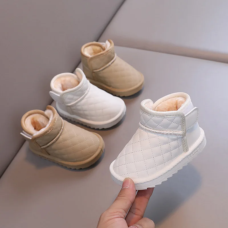 Winter 2023 Girls Snow Boots Plush Thick Warm Cotton Boots Baby Soft Soles Waterproof Short Boots Unisex Kids Non-slip Shoes
Winter 2023 Girls Snow Boots Plush Thick Warm Cotton Boots Baby Soft Soles Waterproof Short Boots Unisex Kids Non-slip Shoes