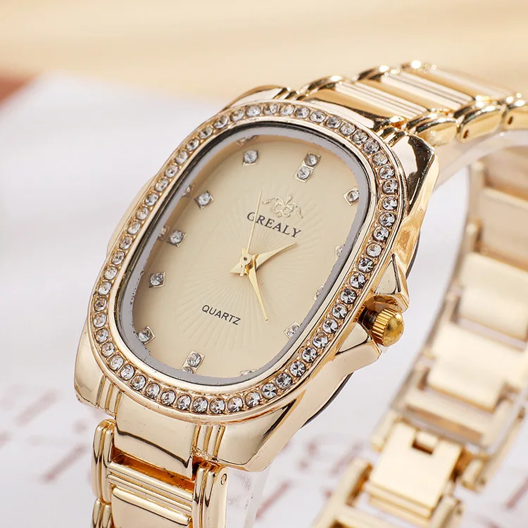Women Quartz Watch Luxury Oval Shaped Fashion Gold Case Small Diamond Inlay Dial Female Full Metal Band Watches Retro Wristwatch
Women Quartz Watch Luxury Oval Shaped Fashion Gold Case Small Diamond Inlay Dial Female Full Metal Band Watches Retro Wristwatch