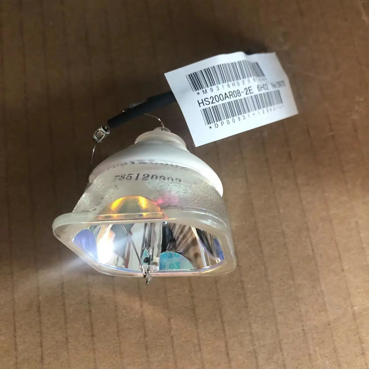Genuine Original Projector Projector Lamp /Bulb HS200AR08-2E For Hitachi DT01141 DT01151 Select Projectors
Genuine Original Projector Projector Lamp /Bulb HS200AR08-2E For Hitachi DT01141 DT01151 Select Projectors