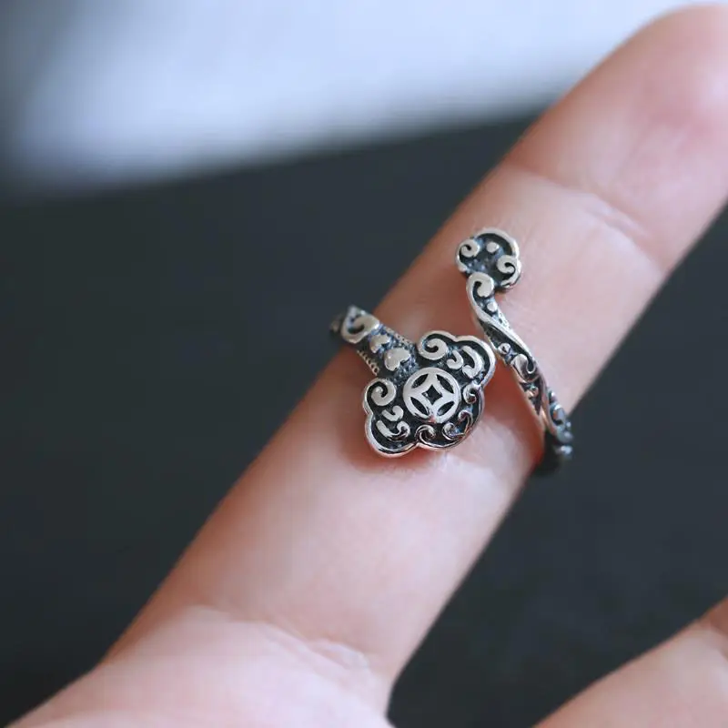 Vintage Personality Fashion Silver Color Longevity Lock Ring Unisex Punk Open Ring Banquet Jewelry Accessories Gift
Vintage Personality Fashion Silver Color Longevity Lock Ring Unisex Punk Open Ring Banquet Jewelry Accessories Gift