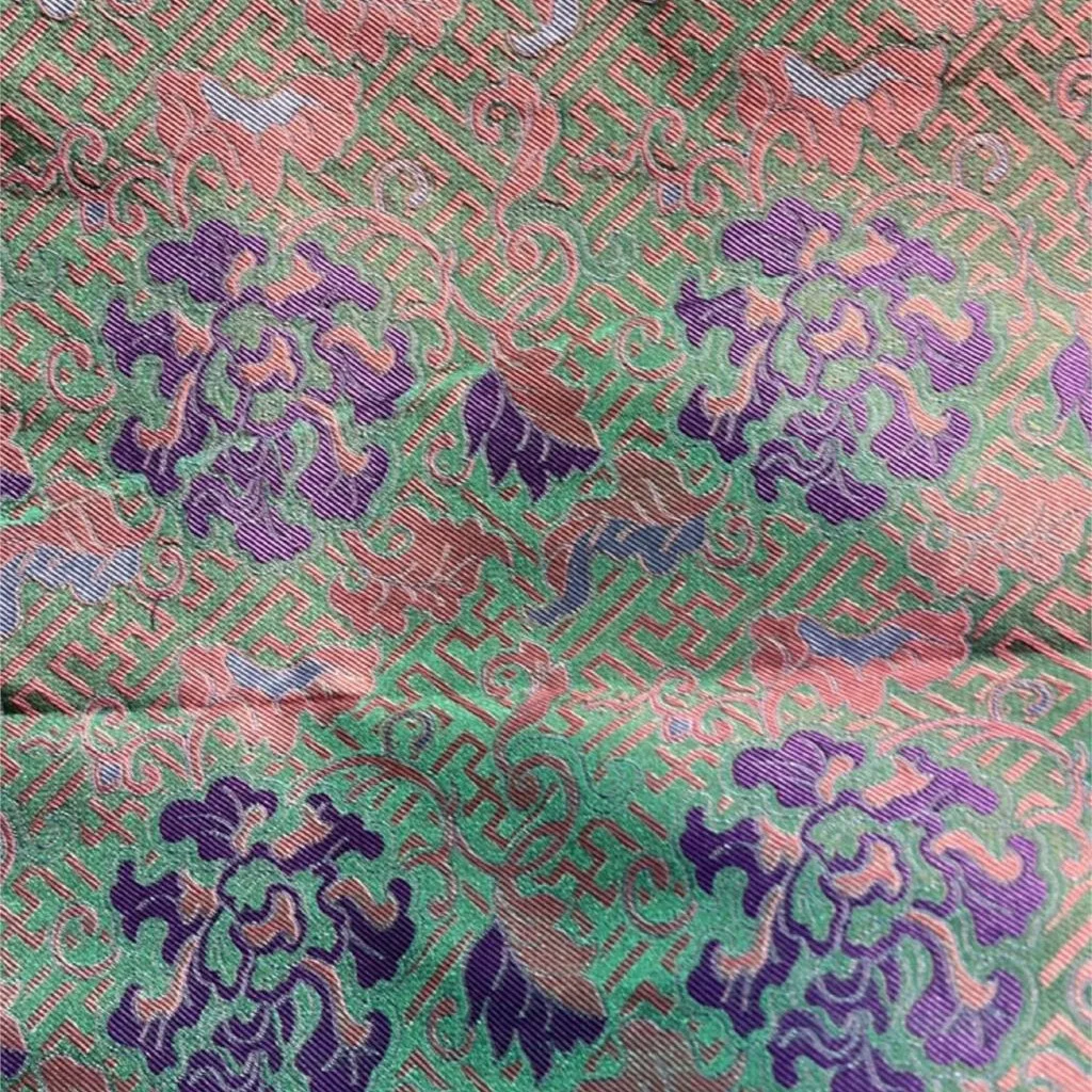 36momme Chinese Retro Cheongsam Skirt Shirt High Quality Real Silk Pure Natural Satin Fabric Per Meter
36momme Chinese Retro Cheongsam Skirt Shirt High Quality Real Silk Pure Natural Satin Fabric Per Meter