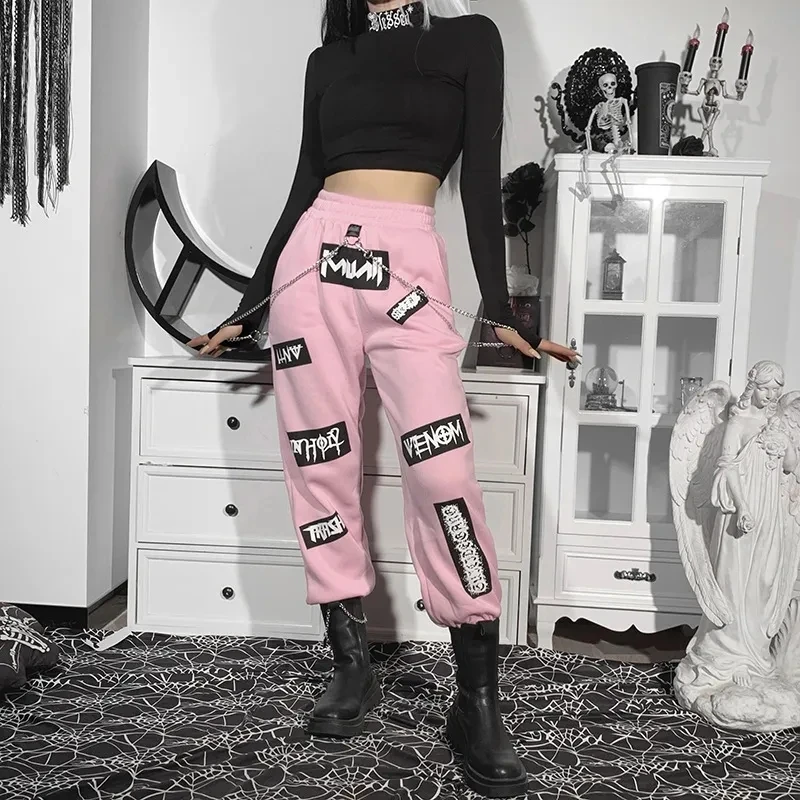 Sping Street Style Pink Harem Pants Women Patches and Chain High Waist Super Cool Trousters
Sping Street Style Pink Harem Pants Women Patches and Chain High Waist Super Cool Trousters