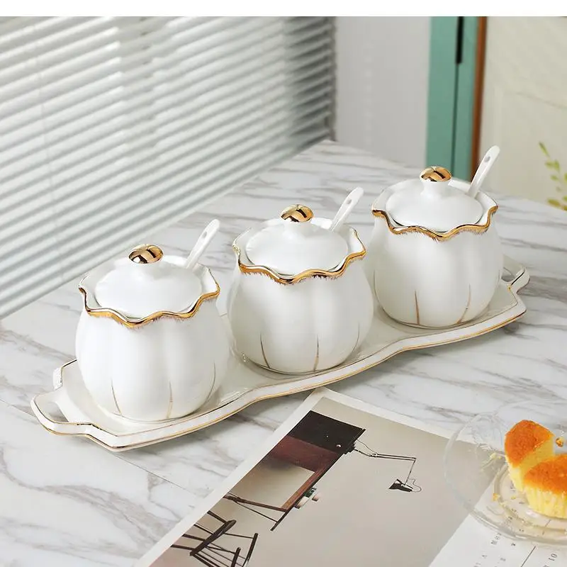 Белая Чаша для приправ из Пномпеня, сахарница, соляная чаша, креативный чехол, керамическая коробка для приправ, бутылка для хранения, кухонная посуда, набор из 3 предметов
Белая Чаша для приправ из Пномпеня, сахарница, соляная чаша, креативный чехол, керамическая коробка для приправ, бутылка для хранения, кухонная посуда, набор из 3 предметов