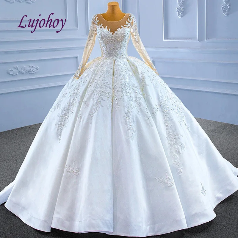 Элегантное свадебное платье с длинным рукавом, бальное платье, атласное платье для невесты в африканском стиле, цвет белой/слоновой кости
Элегантное свадебное платье с длинным рукавом, бальное платье, атласное платье для невесты в африканском стиле, цвет белой/слоновой кости