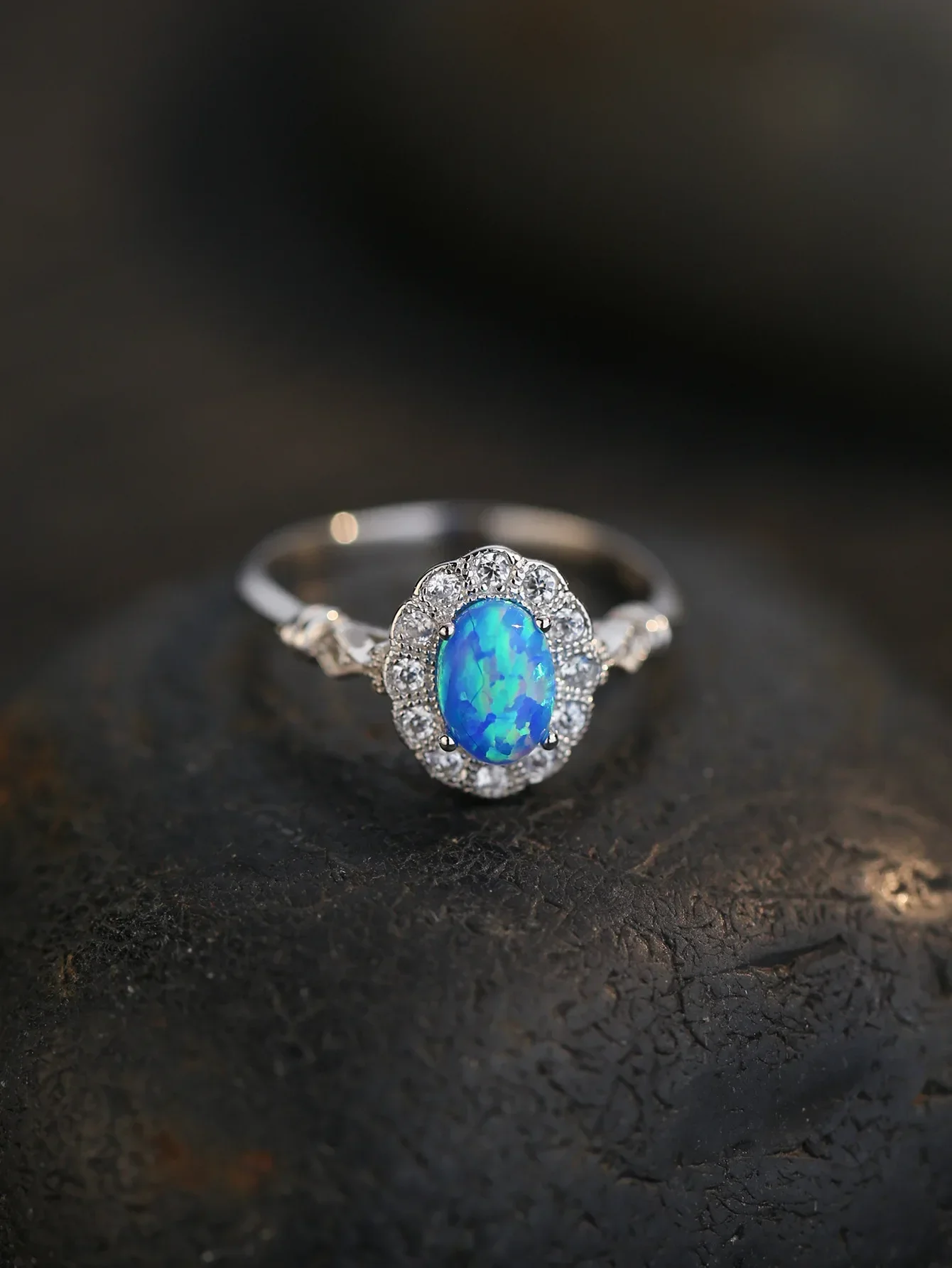 

Элегантное модное Стильное женское кольцо из чистого серебра 925 пробы с натуральным опалом и сияющим цирконием