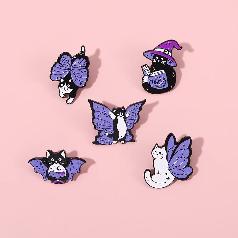 Purple Butterfly Cats Enamel Brooch Halloween Witchcat Pins Insect Lapel Badges Animal Jewelry Gift for Friends
Purple Butterfly Cats Enamel Brooch Halloween Witchcat Pins Insect Lapel Badges Animal Jewelry Gift for Friends