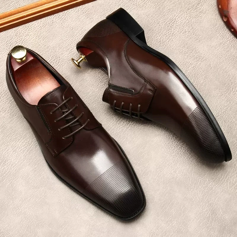 Genuine Leather Men Fashion Shoes Business Dress Banquet Suit Shoes Men Brand Brogue Wedding oxford Shoes For Men Black Wine Red
Genuine Leather Men Fashion Shoes Business Dress Banquet Suit Shoes Men Brand Brogue Wedding oxford Shoes For Men Black Wine Red