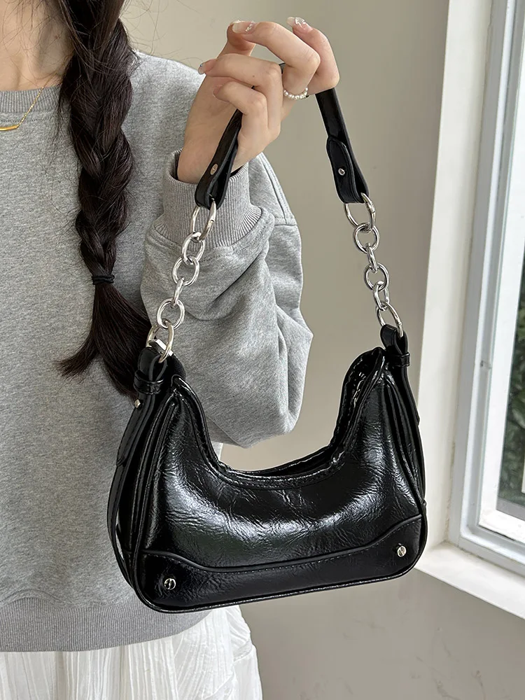 

Chic Design Women Underarm Bag Fashion Textured Pu Leather Chains Handbag Solid Color Versatile Crossbody Bags Female