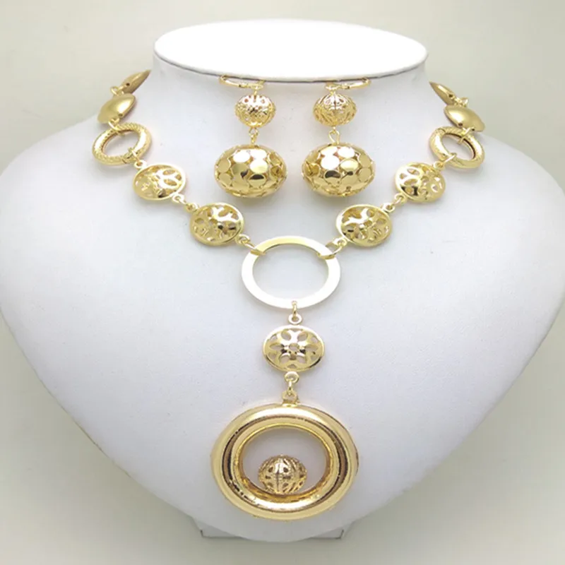 Kingdom Ma Fashion Woman Jewelry Set New Dubai African 24K Gold-plated Indian Bridal Dubai Necklace And Earring Set Gifts
Kingdom Ma Fashion Woman Jewelry Set New Dubai African 24K Gold-plated Indian Bridal Dubai Necklace And Earring Set Gifts