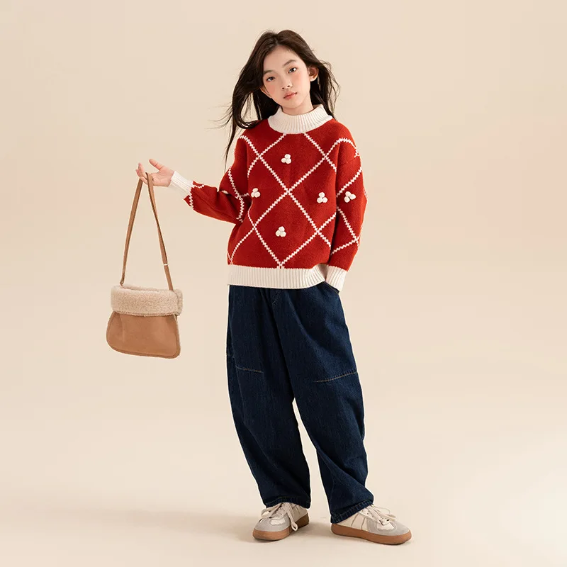 

Корейский осенне-зимний утепленный свитер для девочек начальной школы контрастные пуловеры с 3D помпонами для девочек детская трикотажная одежда топы для девочек
