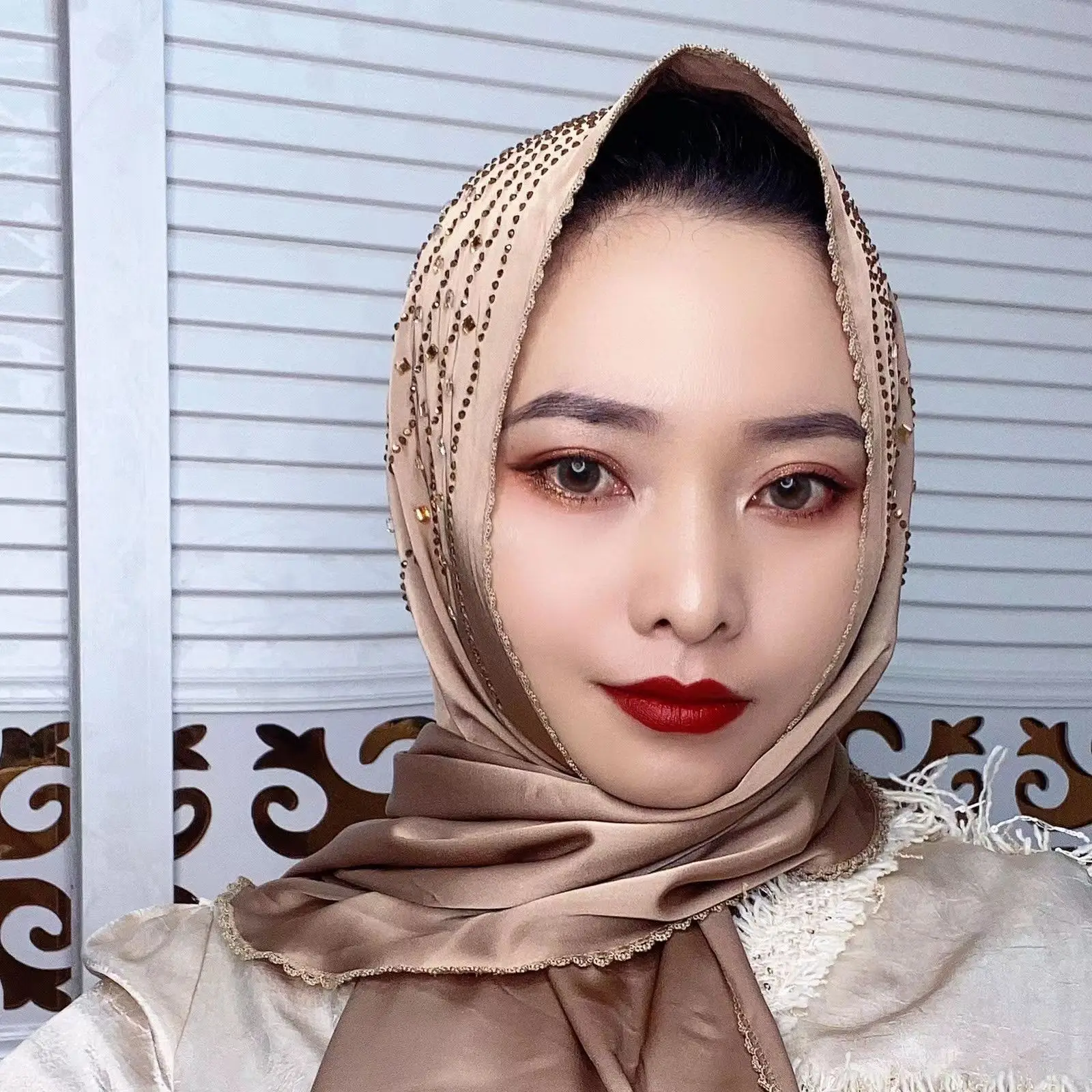 

Freeshipping Hijab Muslim Women Shawl Headscarf Luxury Tassels Chiffon Scarf Malaysia Prayer Kufi Islam Saudi Arabia Summer