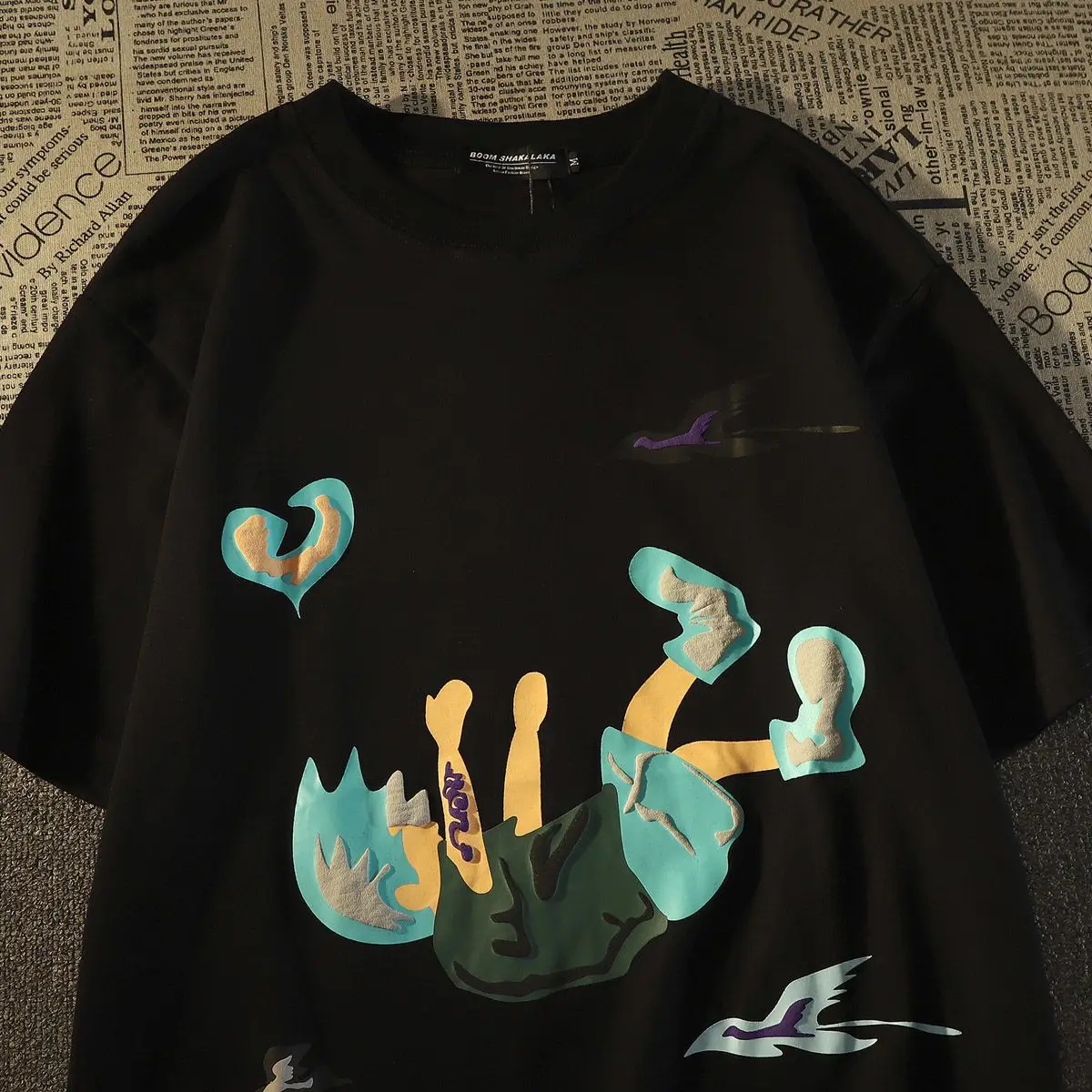Cotton Retro Cartoon Print Graphic T shirt Fashion Y2K American Street Hip Hop Loose men and women Personality Oversized T shirt
Cotton Retro Cartoon Print Graphic T shirt Fashion Y2K American Street Hip Hop Loose men and women Personality Oversized T shirt