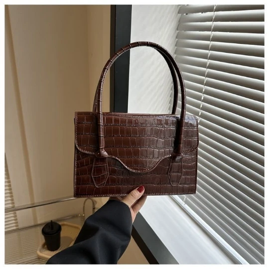 Кофейная змеиная женская сумка-мессенджер для девушек, трендовая сумка на плечо, Женская Блестящая Сумочка из искусственной кожи, женские кошельки, дешевая маленькая сумка
Кофейная змеиная женская сумка-мессенджер для девушек, трендовая сумка на плечо, Женская Блестящая Сумочка из искусственной кожи, женские кошельки, дешевая маленькая сумка