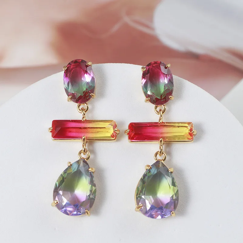 Fashion Temperament Simple Translucent Matching Color Gradient Long Earrings
Fashion Temperament Simple Translucent Matching Color Gradient Long Earrings
