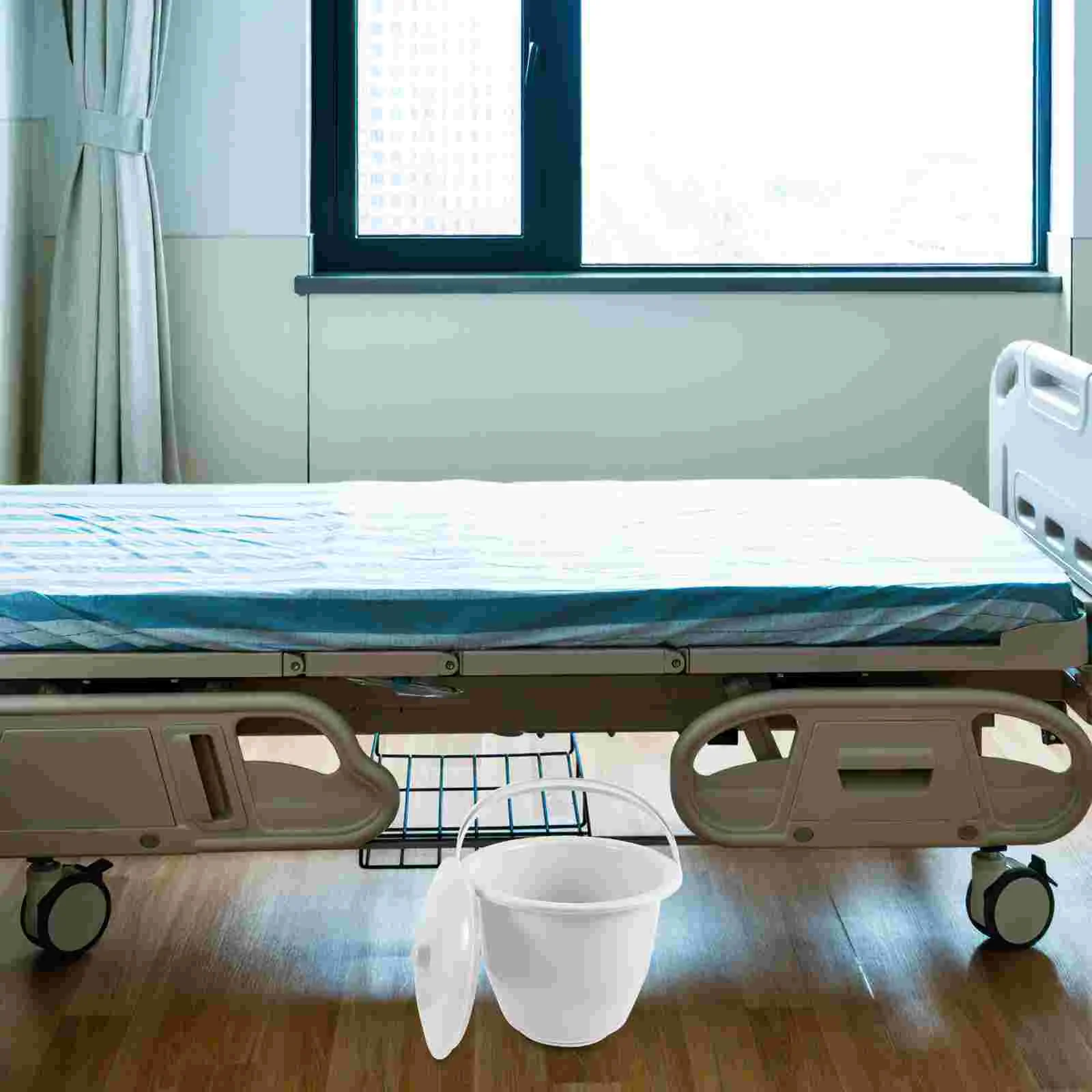 Chamber Pot with Lid Plastic Urine Bucket Bedpan Kids Spittoon Portable Toilet Household Urinal Urinals for Men at Night
Chamber Pot with Lid Plastic Urine Bucket Bedpan Kids Spittoon Portable Toilet Household Urinal Urinals for Men at Night