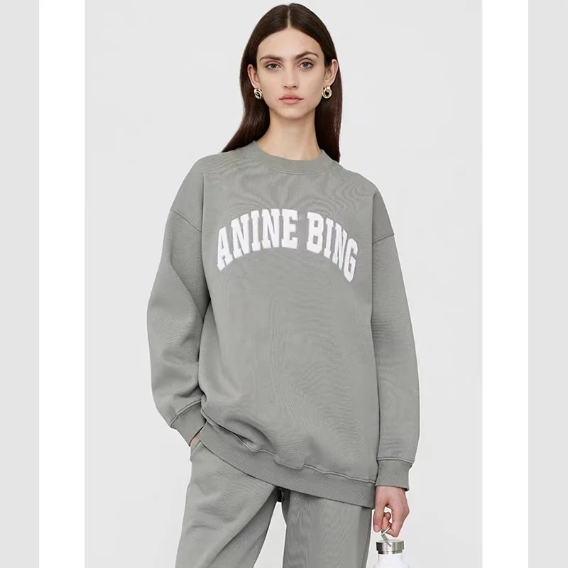 New Sweatshirts Classic Letter BingHand Embroidery Embroidered With Fleece Women's Round Neck Sweatshirt Woman Clothing Y2k
New Sweatshirts Classic Letter BingHand Embroidery Embroidered With Fleece Women's Round Neck Sweatshirt Woman Clothing Y2k