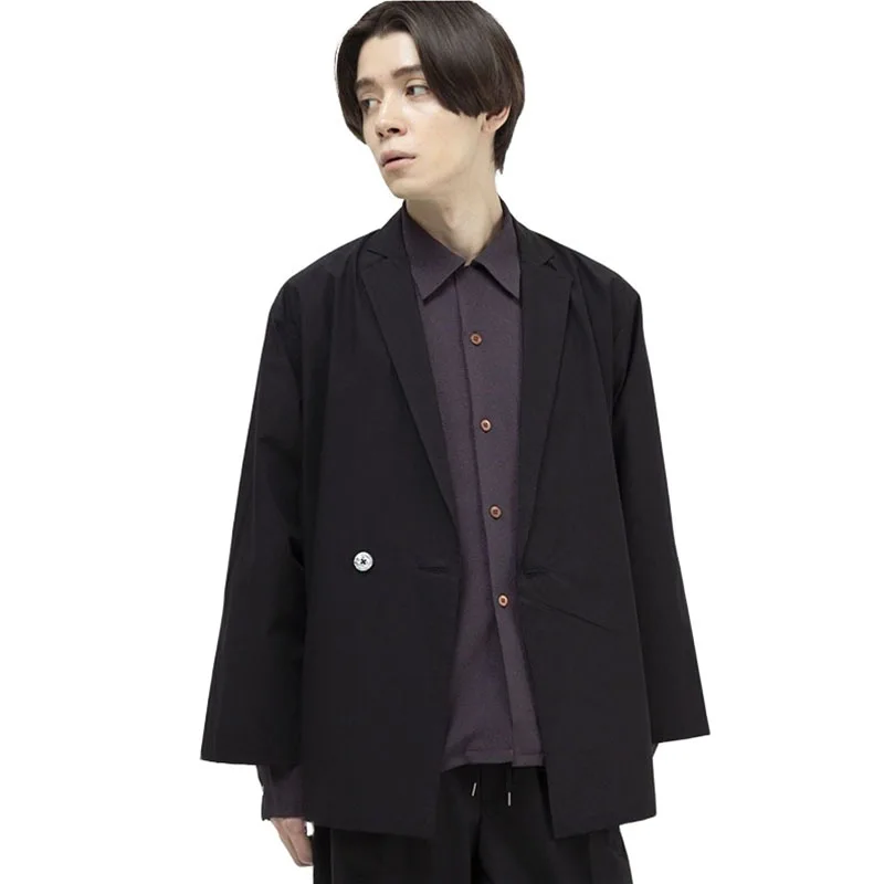 Autumn and Winter New Men's Simple and Loose Double breasted 9/4 Sleeve Suit Coat
Autumn and Winter New Men's Simple and Loose Double breasted 9/4 Sleeve Suit Coat