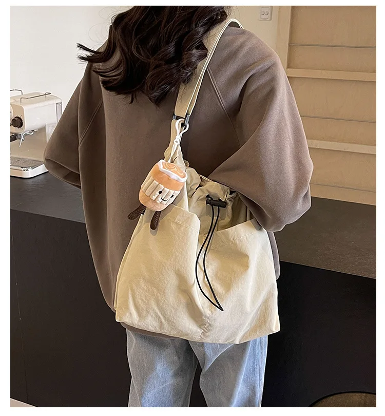 Women's Large Capacity Nylon Cloth Tote Bag Summer Versatile Crossbody & Shoulder Bag For School Class Daily Commute Women's Large Capacity Nylon Cloth Tote Bag Summer Versatile Crossbody & Shoulder Bag For School Class Daily Commute