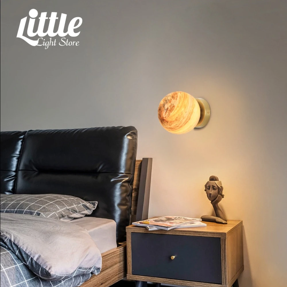 Креативная настенная лампа Moon, современный настенный светильник для детей, акриловый абажур, лампа для чтения с медной основой 
Креативная настенная лампа Moon, современный настенный светильник для детей, акриловый абажур, лампа для чтения с медной основой