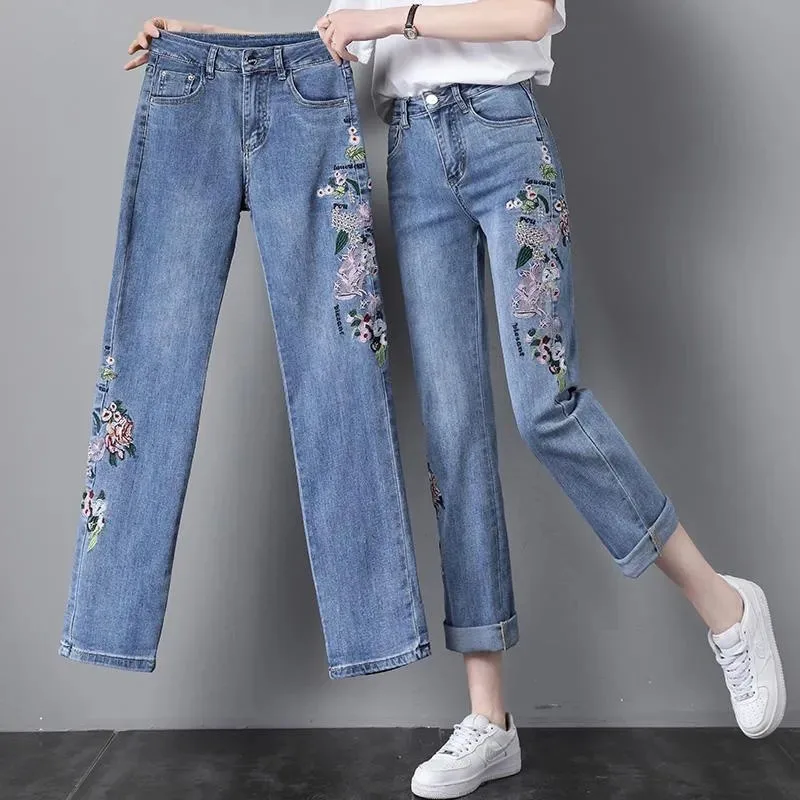 New Female Straight Leg Jeans Spring Summer Thin Loose High Waist Pants Embroidery Ethnic Style Women's Casual Denim Trousers
New Female Straight Leg Jeans Spring Summer Thin Loose High Waist Pants Embroidery Ethnic Style Women's Casual Denim Trousers