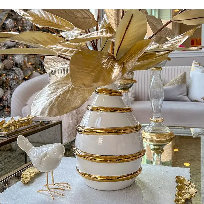 Creativity Gold/silver-plated Ceramic Vase Golden Circular Stripe Flower Arrangement Desk Decoration Floral Vase Modern Decor
Creativity Gold/silver-plated Ceramic Vase Golden Circular Stripe Flower Arrangement Desk Decoration Floral Vase Modern Decor