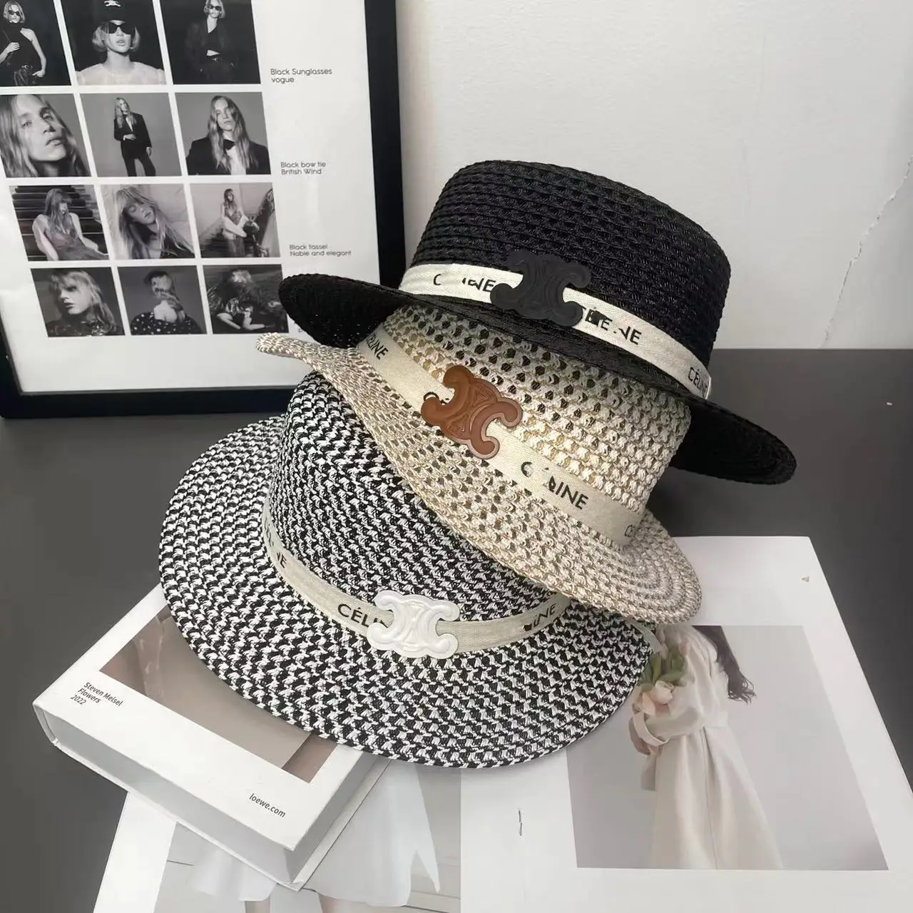 Hats for women in summer, fashionable flat top hats seaside vacations, sun protection, sun shading leisure, simple British style
Hats for women in summer, fashionable flat top hats seaside vacations, sun protection, sun shading leisure, simple British style