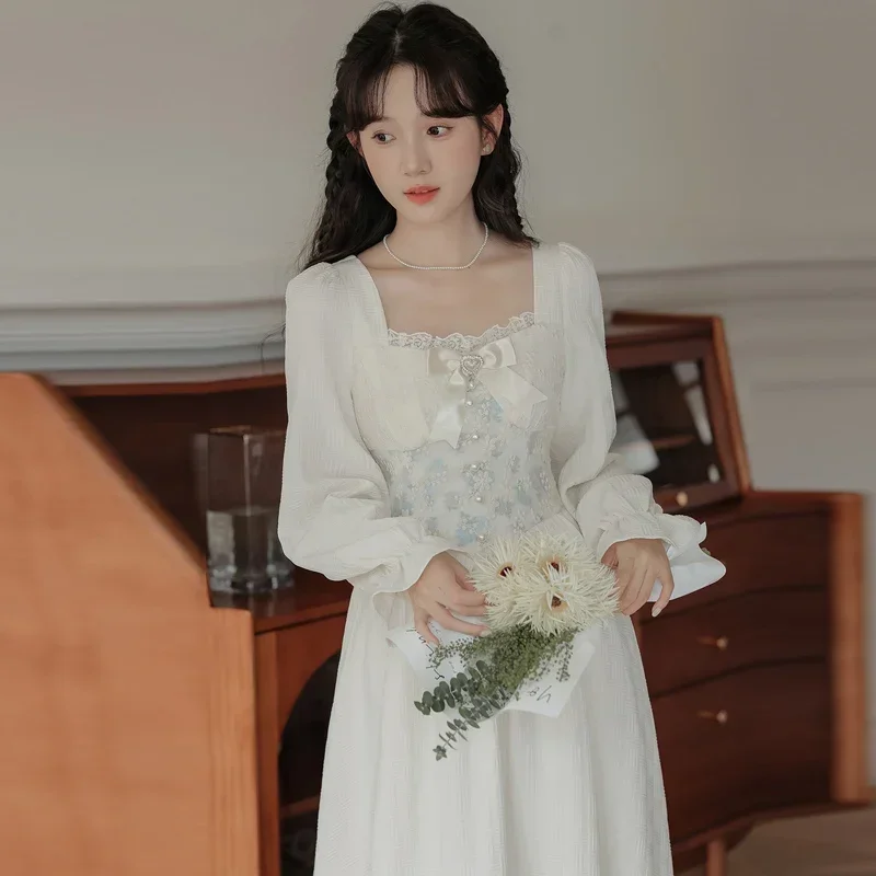 Retro French Style Princess Dress Woman Sweet Bow Lace Embroidery Flare Sleeve Vintage Romantic Fairy Dresses Vestido Festa
Retro French Style Princess Dress Woman Sweet Bow Lace Embroidery Flare Sleeve Vintage Romantic Fairy Dresses Vestido Festa