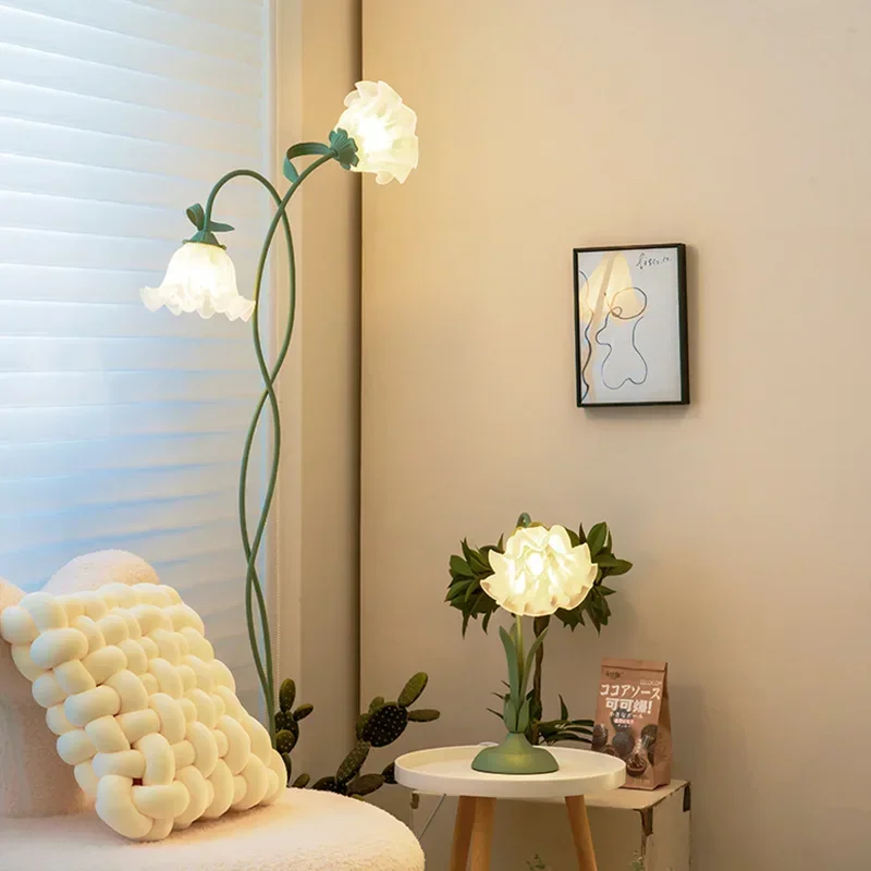 DIY Flower Floor Lamps Nordic Light Luxury Home Decor Vertical Lamp Warm Romantic Bedroom Bedside Living Room Study Floor Lights
DIY Flower Floor Lamps Nordic Light Luxury Home Decor Vertical Lamp Warm Romantic Bedroom Bedside Living Room Study Floor Lights