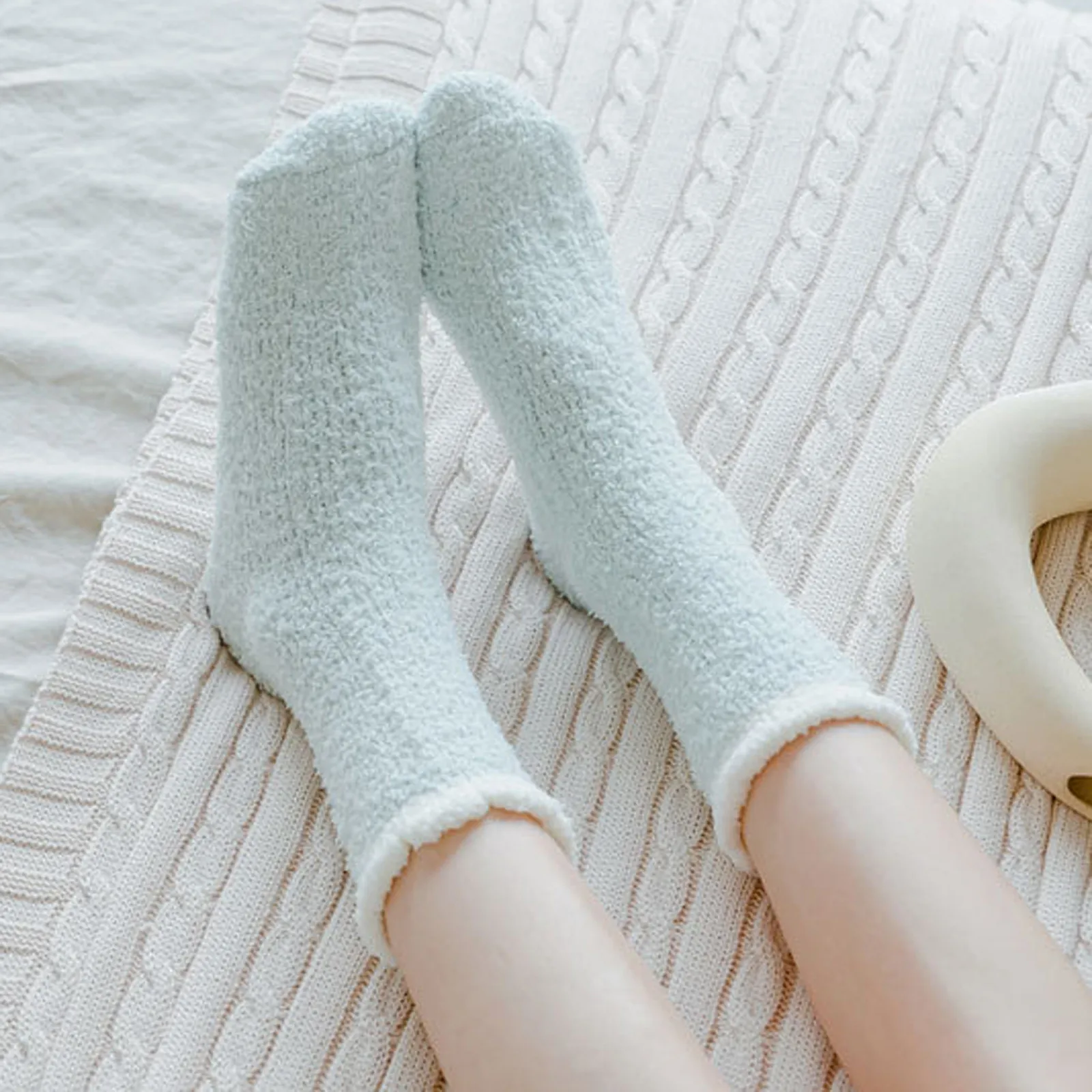 Зимние теплые плотные женские носки из кораллового флиса, однотонные мягкие дышащие плюшевые носки для дома, сна, пола, носки-трубы