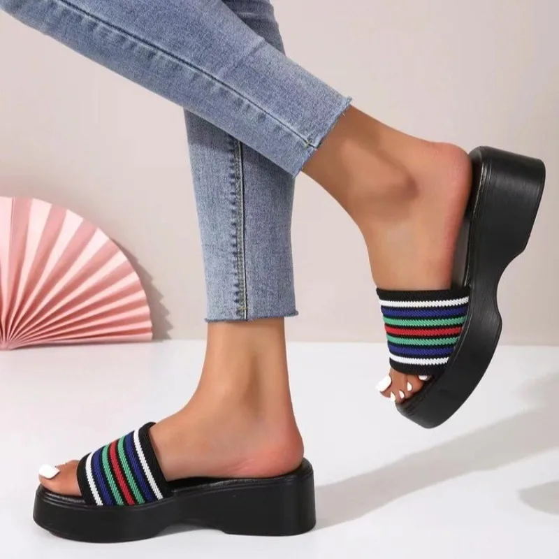 Summer New Thick Bottom Solid Color Ladies 7cm High Heels Outside Wear Casual Open Toe A Word Beach Sandals Large Size
Summer New Thick Bottom Solid Color Ladies 7cm High Heels Outside Wear Casual Open Toe A Word Beach Sandals Large Size