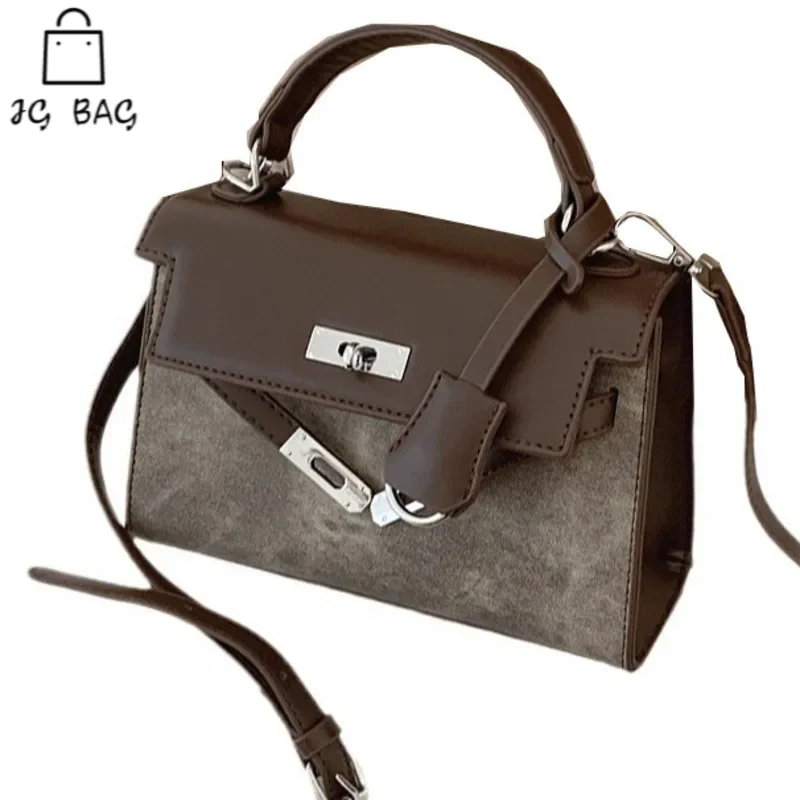 ladies handbags Handheld Women New Fashion Versatile One Shoulder Crossbody Small Square Bag Elegant chic exquisite extravagant
ladies handbags Handheld Women New Fashion Versatile One Shoulder Crossbody Small Square Bag Elegant chic exquisite extravagant