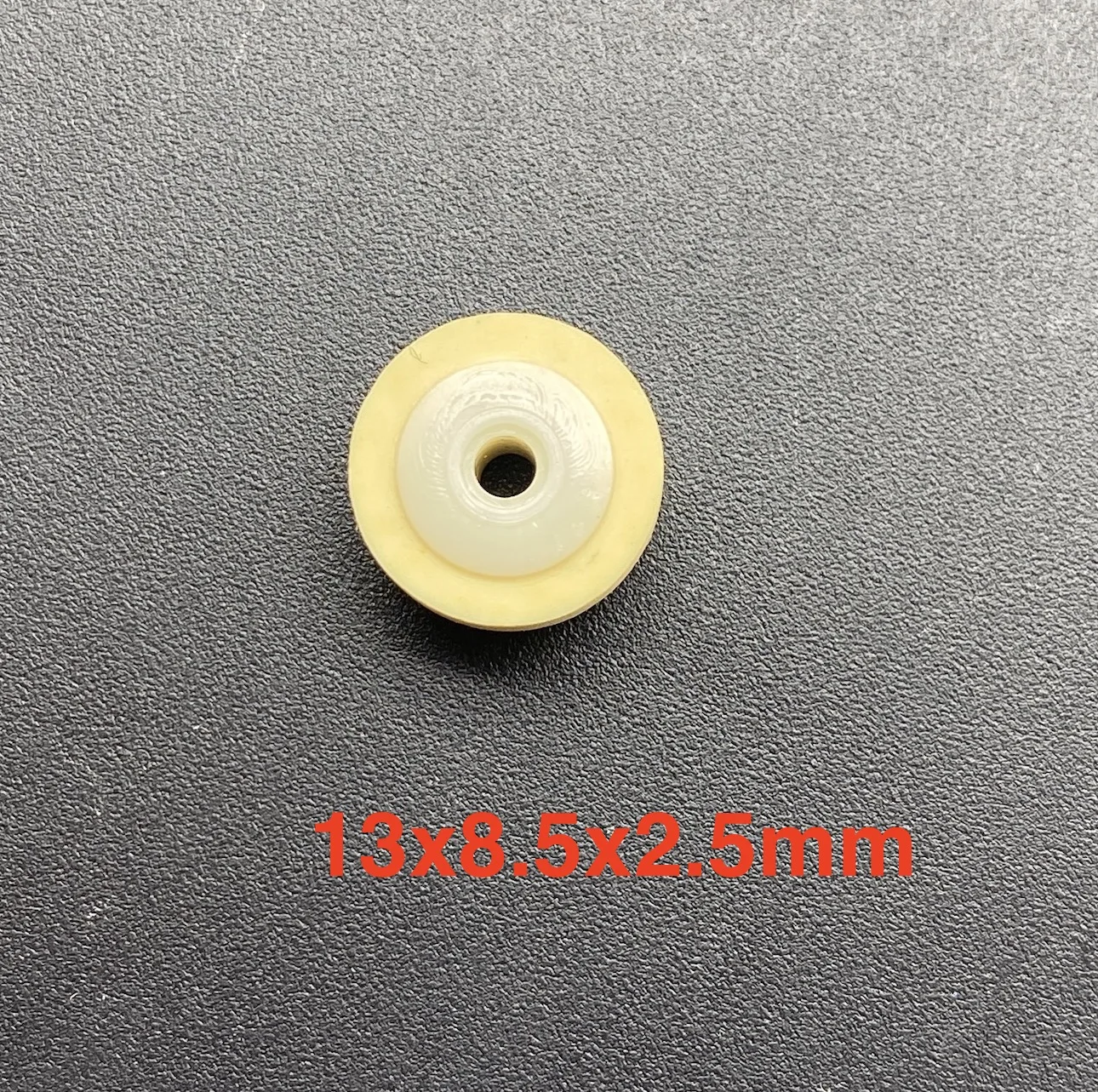1pc 13mmx8.5x2.5 pinch roller wheel belt pulley rubber for audio tape recorder cassette deck player
1pc 13mmx8.5x2.5 pinch roller wheel belt pulley rubber for audio tape recorder cassette deck player