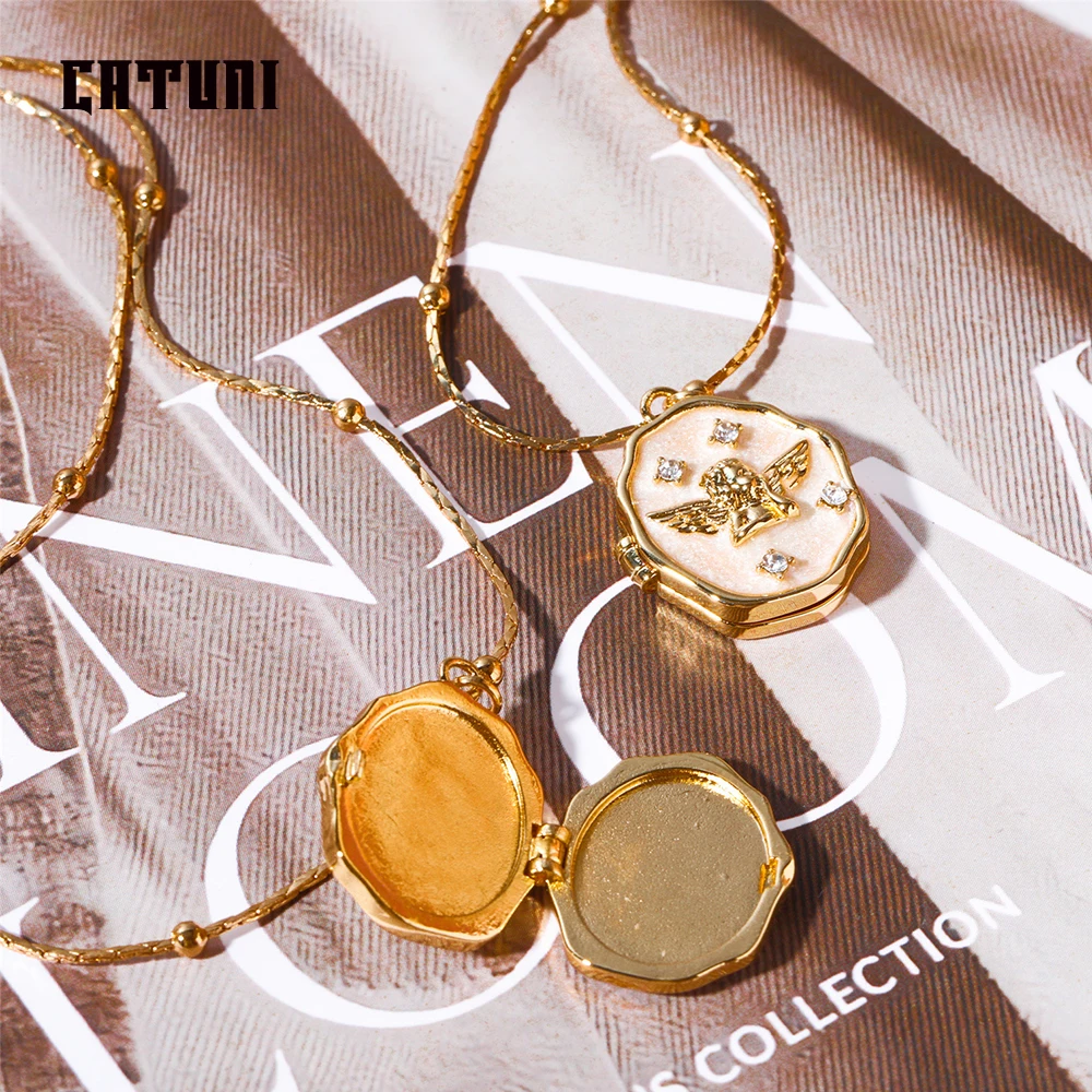 Catuni Copper Vintage Angel Openable Necklace Album Box Pendant Accessories Jewelry Gifts for Women Girlfriend Friends Birthday
Catuni Copper Vintage Angel Openable Necklace Album Box Pendant Accessories Jewelry Gifts for Women Girlfriend Friends Birthday