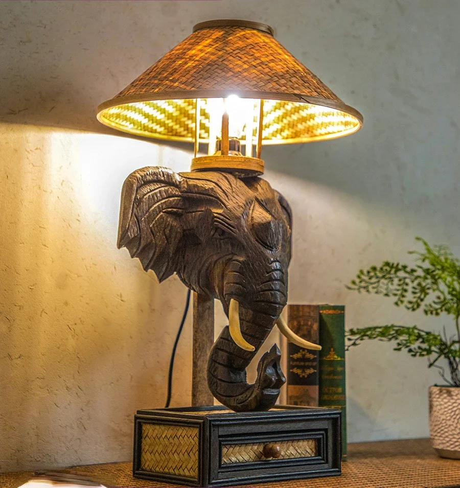 

Southeast Asia Elephant Table Lamp Bedroom Bedside Lamp Thai Creative Personality Retro Nostalgic Decorative Table Lamp