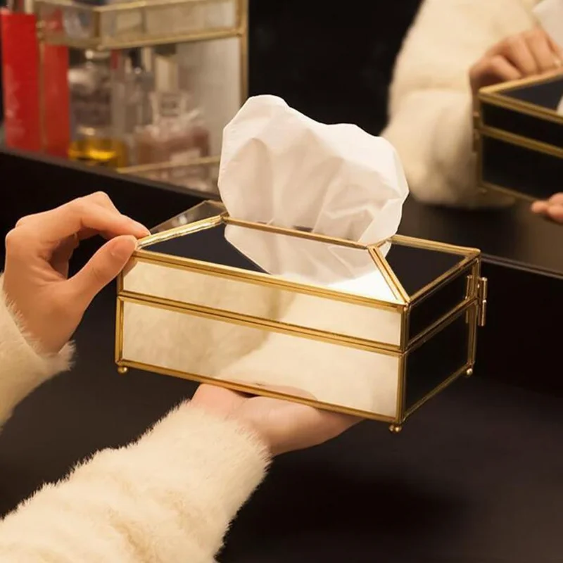 European Style Glass Tissue Box Holder Nordic Luxury Handkerchief Toilet Paper Holder Tissue Case Storage Box Living Room Decor
European Style Glass Tissue Box Holder Nordic Luxury Handkerchief Toilet Paper Holder Tissue Case Storage Box Living Room Decor