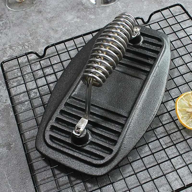 Cast Iron Grill Press Anti-Rust, Cool Grip Spiral Stainless Steel Handle For Handling For Grilled Beef, Burge, Steaks And Bacon
Cast Iron Grill Press Anti-Rust, Cool Grip Spiral Stainless Steel Handle For Handling For Grilled Beef, Burge, Steaks And Bacon