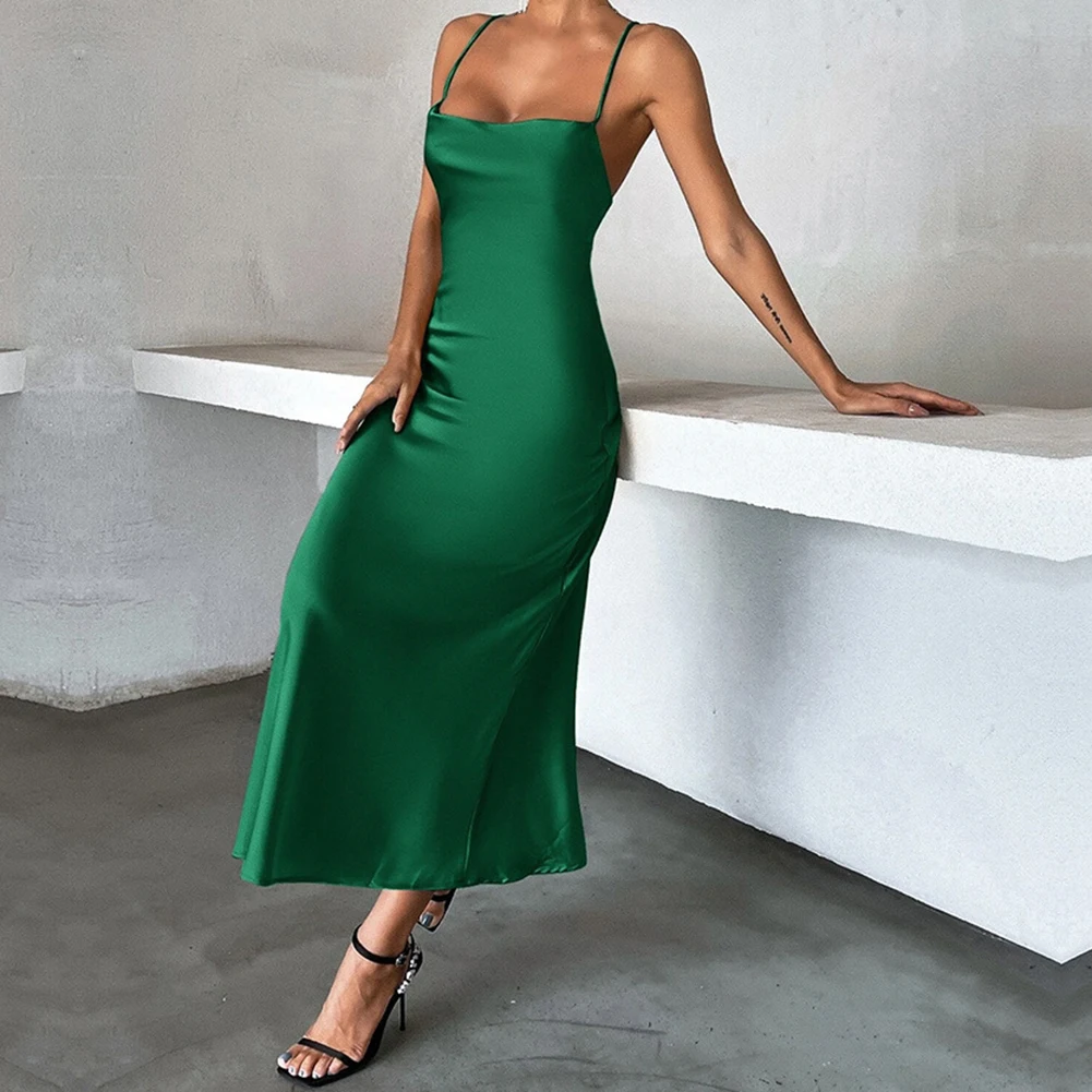 Sexy and Comfortable Bodycon Woman Dress Spaghetti Strap Design Suitable for All Seasons Enhances Your Beauty
Sexy and Comfortable Bodycon Woman Dress Spaghetti Strap Design Suitable for All Seasons Enhances Your Beauty