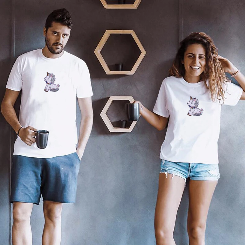 2024 New Summer Unicorn Pattern Solid Cotton T-shirts Parent-child Clothes Tops Tee
2024 New Summer Unicorn Pattern Solid Cotton T-shirts Parent-child Clothes Tops Tee