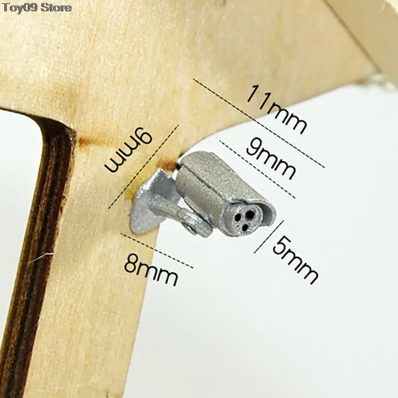 1PC Dollhouse Miniature Camera Model Dolls House Decoration Accessory Home Decore Home Decor Decorations for Home
1PC Dollhouse Miniature Camera Model Dolls House Decoration Accessory Home Decore Home Decor Decorations for Home