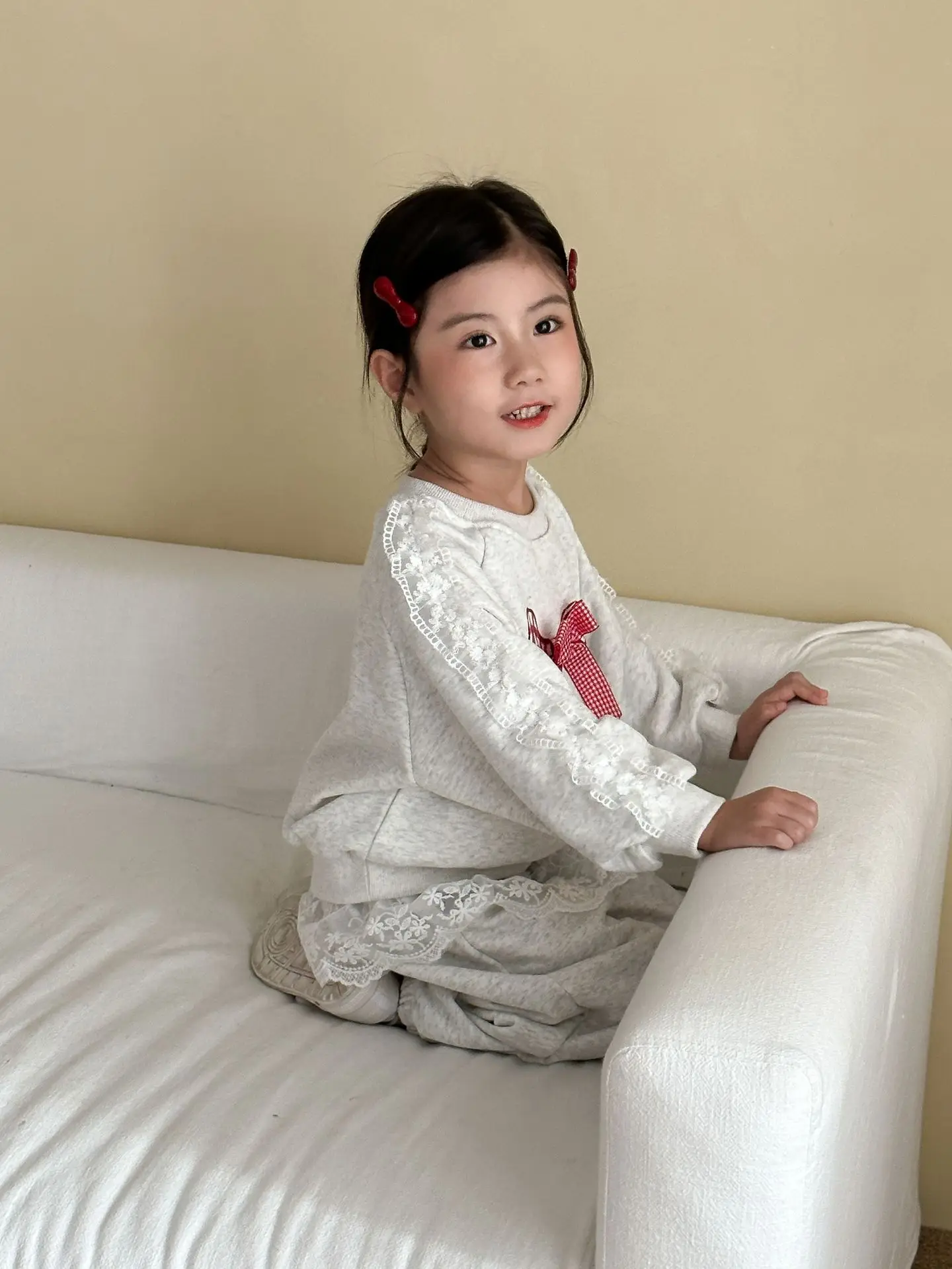 2025 Autumn New Children Long Sleeve Clothes Set Girls Lace Bow Sweatshirt + Sweat Pants 2pcs Suit Cotton Kids Casual Outfits 12 S18d92df33c284647bc7cb8c8900a3e58M