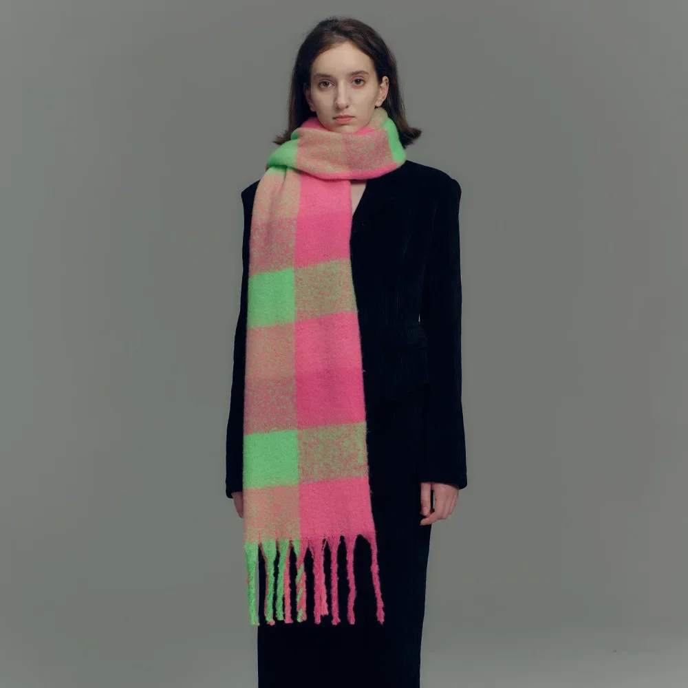 Winter Scarfs Women Autumn Winter Cashmere Scarf Thickened Warm Shawl Classic Tassels Fluffy Scarf Plaid Soft Shawl T735
Winter Scarfs Women Autumn Winter Cashmere Scarf Thickened Warm Shawl Classic Tassels Fluffy Scarf Plaid Soft Shawl T735