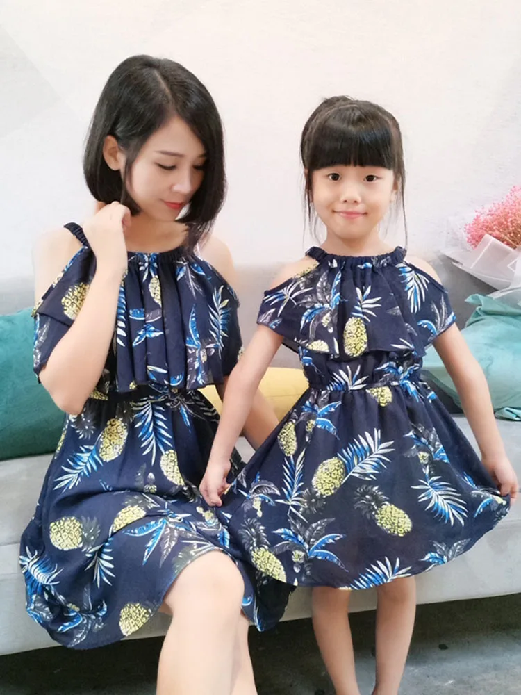 

Parent-child Summer Dress New Mother and Daughter Beach Skirt Whole Family Slim Dress Suspender Skirt Dresses