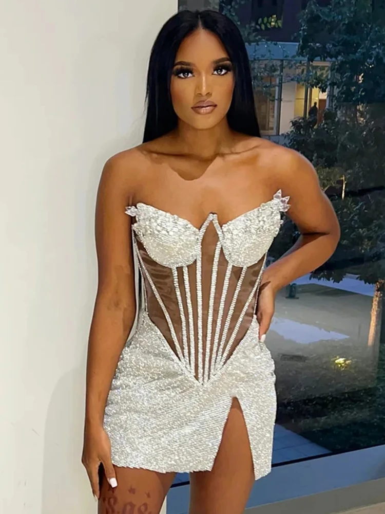 2023 New Women Summer Luxury Sexy Strapless Backless Pearl Beige Diamond Short Split Dress Elegant Evening Club Dress
2023 New Women Summer Luxury Sexy Strapless Backless Pearl Beige Diamond Short Split Dress Elegant Evening Club Dress